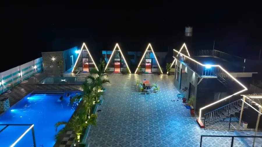 Farmhouse 104 · Moinabad