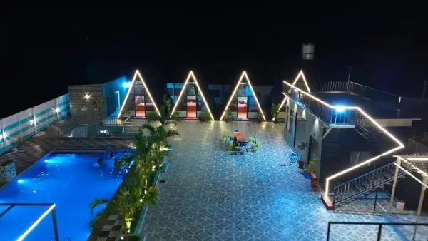 Farmhouse 104 · Moinabad